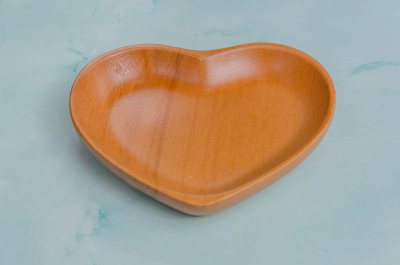 Dia trai tim 13.5x10.5cm 3