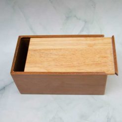 Hop dung khan giay mau san 3